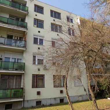 Faraktár utca 37. 4/20.