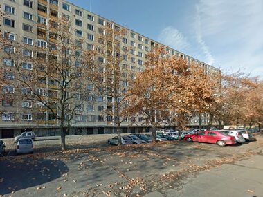 Fényes udvar 13. 8/27.